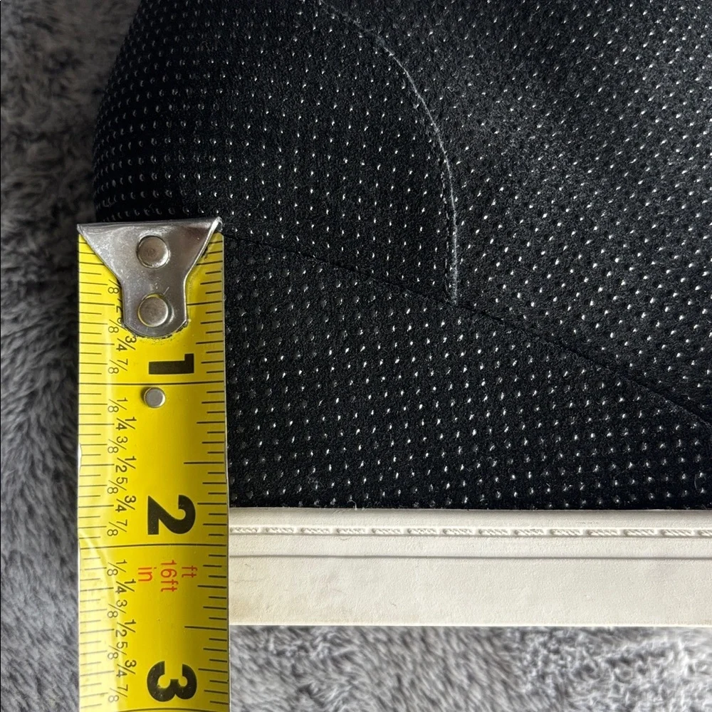 Linea Paolo Felicia Wedge Sneaker in Black Textured Suede Size 9.5M EUC